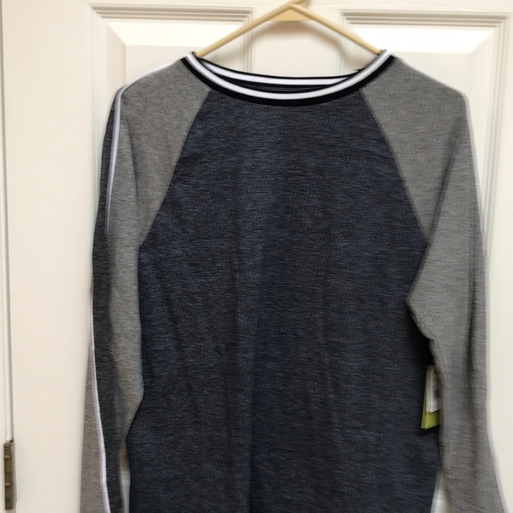 Long sleeve NWT tee